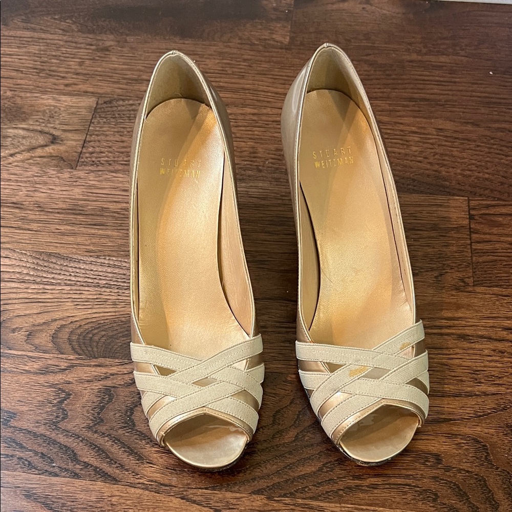 Stuart Weitzman Beige/Champagne Peep-Toe Heels